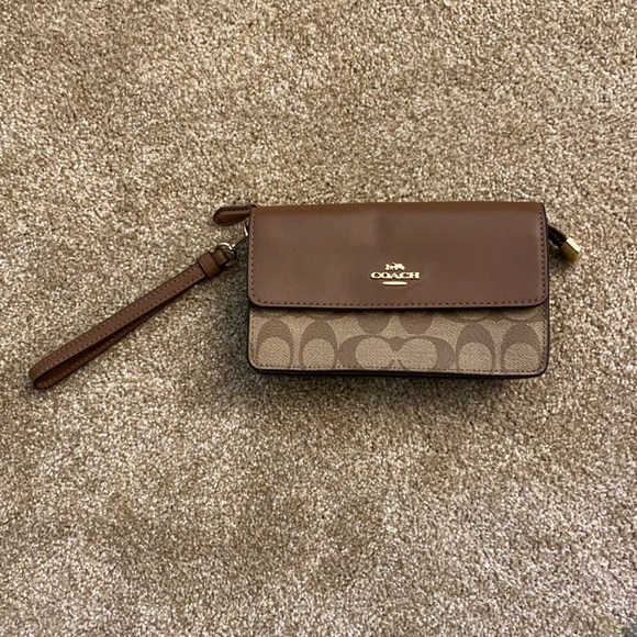 Coach Foldover Clutch - Picture 1 of 4